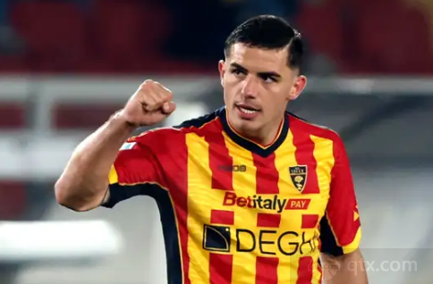 同阴影般萦 同阴影般萦