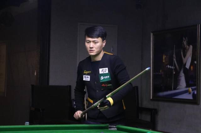 奖台的选手 奖台的选手