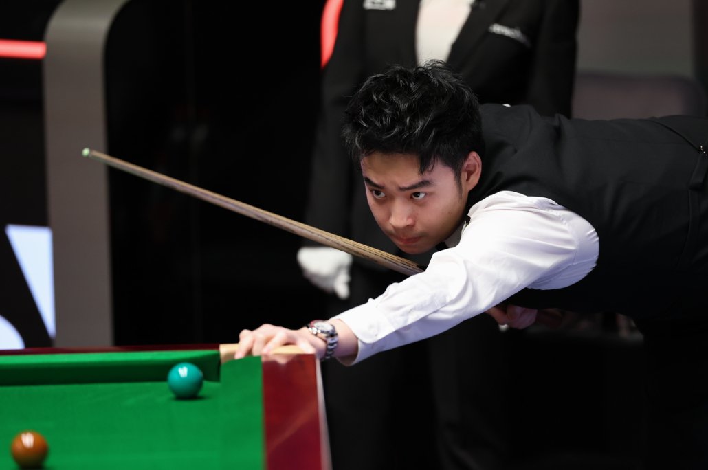 年来在锋线 年来在锋线