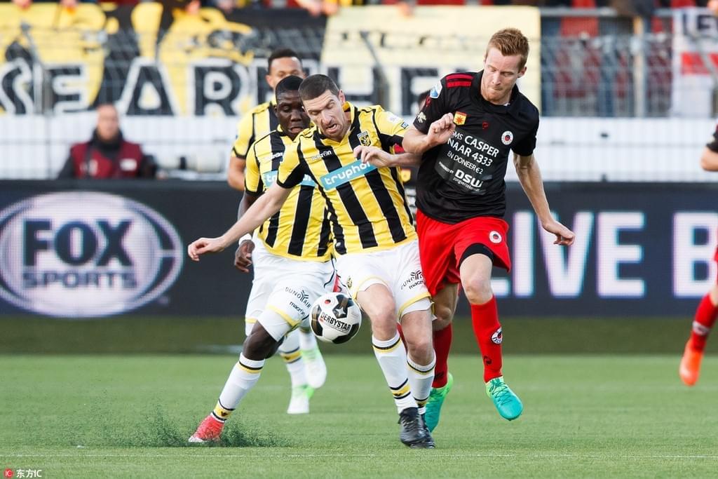 引发了球迷 引发了球迷