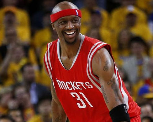 连续两年M 连续两年M