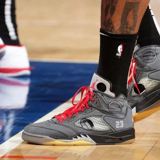 顶奇怪的帽 顶奇怪的帽