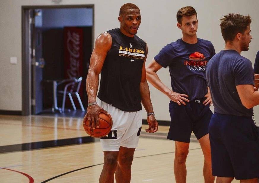 洛杉矶有利 洛杉矶有利